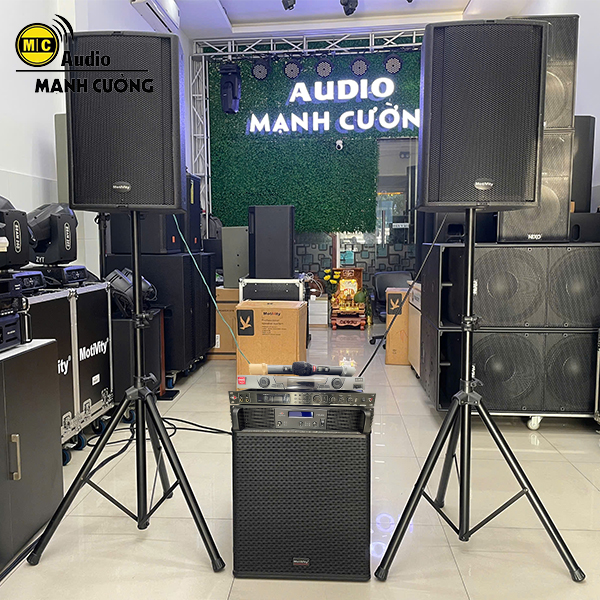 Bộ Dàn Karaoke Gia Đình Cao Cấp 44 Triệu – Âm Thanh Mạnh Mẽ, Hát Hay Như Phòng Hát Chuyên Nghiệp